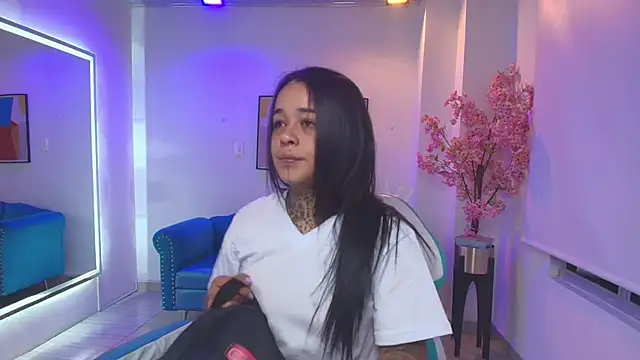 Black roseee online show from 04-24-26, 04:15