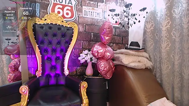 Snapshot of ValeryBerri chatting on 11-20-25, 11:32 ValeryBerri online show from 11-20-25, 11:32