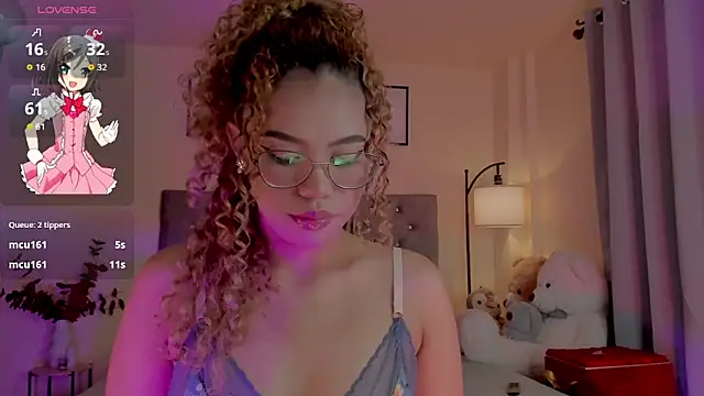 OxanaFedorova1- online show from 12-18-25, 07:53