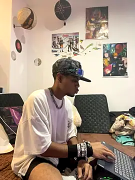 Snapshot of Teito69 chatting on 09-20-25, 04:02 Teito69 online show from 09-20-25, 04:02