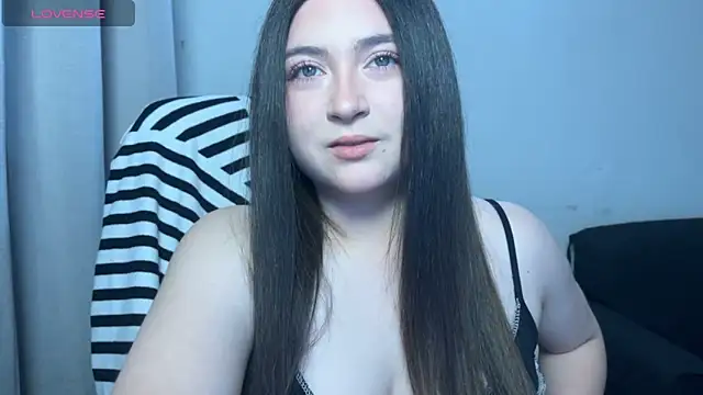 valentinauwu online show from 12-01-25, 12:59