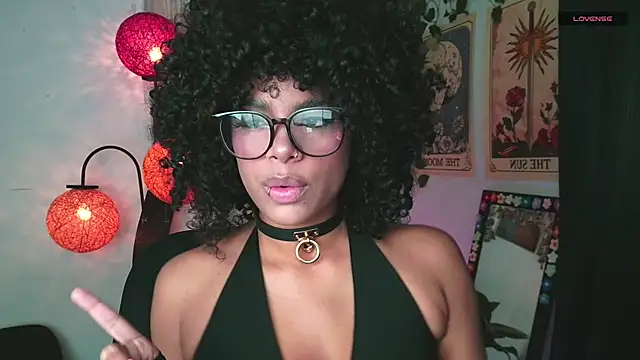 Raven luv online show from 09-14-25, 09:25