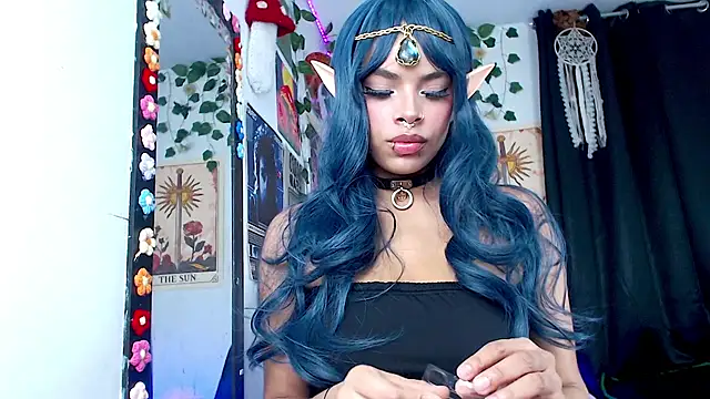 Raven luv online show from 10-10-25, 01:15