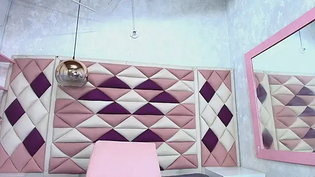 abbyrouss  online show from 09-19-25, 03:08