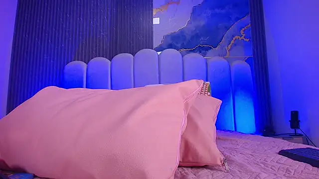 abbyrouss  online show from 12-04-25, 03:05