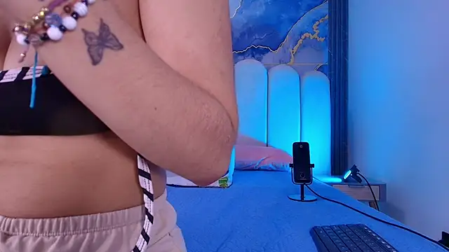 abbyrouss  online show from 04-02-26, 03:04