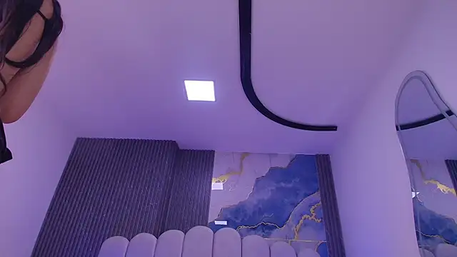Snapshot of abbyrouss_ chatting on 04-28-26, 03:11 abbyrouss online show from 04-28-26, 03:11