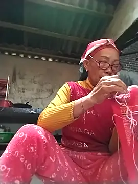 -Xuka-200 online show from 12-23-25, 01:25