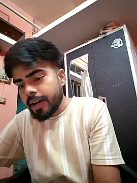 soniriyaa010101 online show from 04-11-26, 08:35