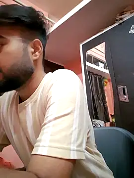 soniriyaa010101 online show from 04-27-26, 08:56