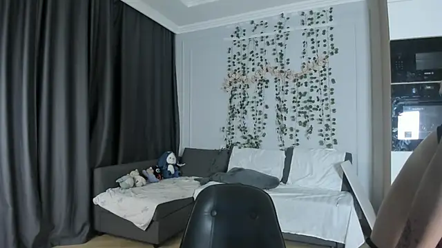 heexhia online show from 10-07-25, 01:25