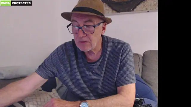 bluedae1 online show from 03-15-26, 05:19