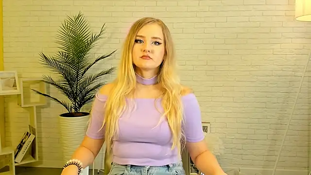 DorlaKraham online show from 09-11-25, 06:57