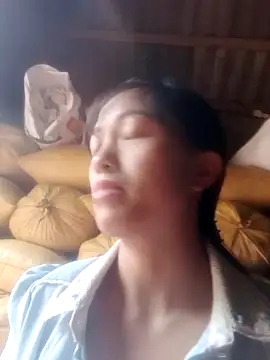 Snapshot of nakaki-00 chatting on 09-30-25, 12:59 nakaki-00 online show from 09-30-25, 12:59