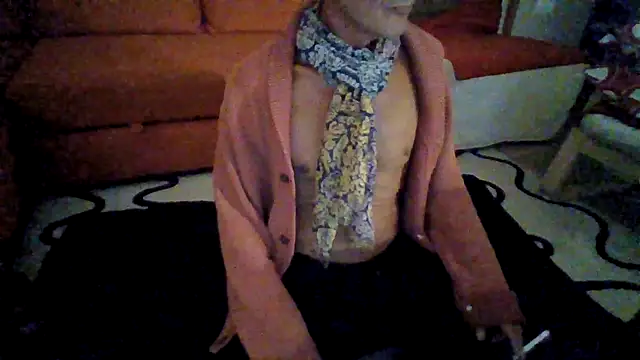 Snapshot of AntonioNice_iml chatting on 10-18-25, 06:41 AntonioNice iml online show from 10-18-25, 06:41