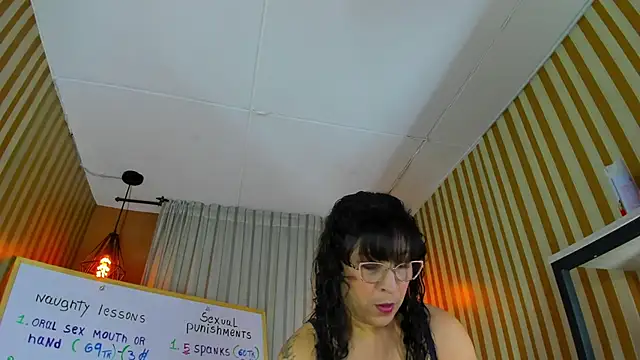 Jenni Zeller online show from 10-01-25, 12:00