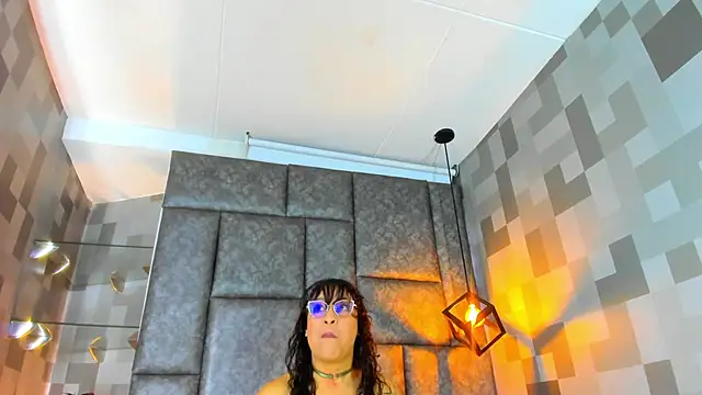 Jenni Zeller online show from 10-07-25, 11:18