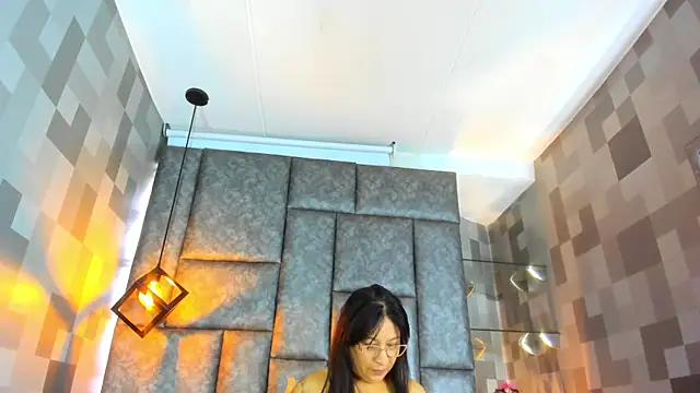 Jenni Zeller online show from 10-16-25, 11:33