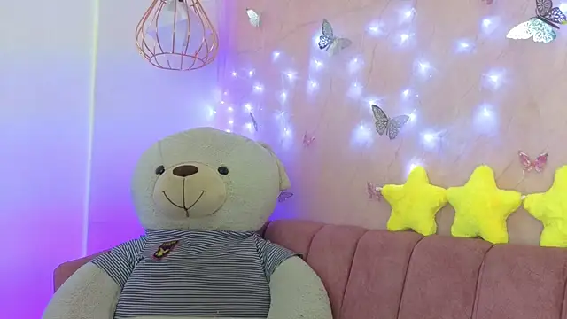 april bennett online show from 12-01-25, 12:43