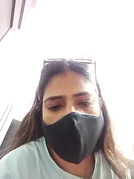 Snapshot of hottie_jenny9 chatting on 09-28-25, 03:06 hottie jenny9 online show from 09-28-25, 03:06