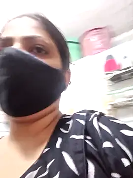 Snapshot of hottie_jenny9 chatting on 10-11-25, 04:16 hottie jenny9 online show from 10-11-25, 04:16