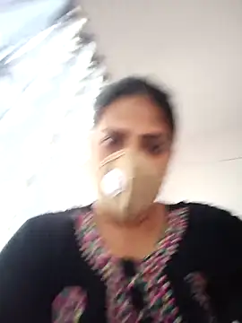 Snapshot of hottie_jenny9 chatting on 10-28-25, 08:29 hottie jenny9 online show from 10-28-25, 08:29