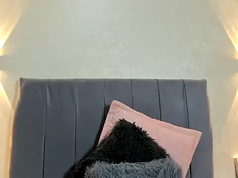 Snapshot of ValeriaJons chatting on 09-27-25, 02:49 ValeriaJons online show from 09-27-25, 02:49