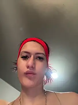 Caroline daring online show from 03-02-26, 04:58