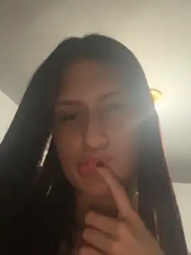 Caroline daring online show from 03-24-26, 03:22