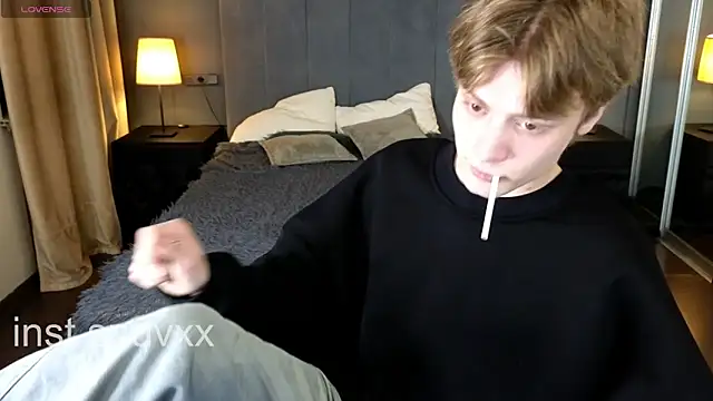 LouieEvans online show from 11-09-25, 09:35