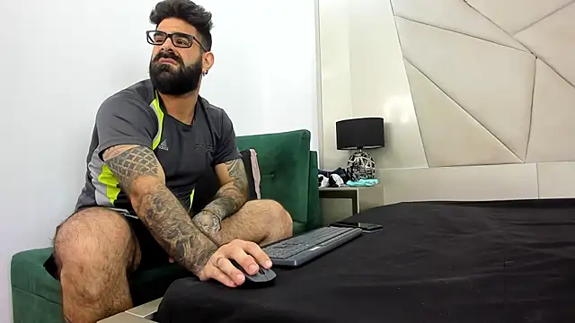 Snapshot of Harald_Smed chatting on 09-23-25, 01:14 Harald Smed online show from 09-23-25, 01:14