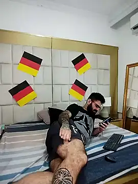 Snapshot of Harald_Smed chatting on 10-01-25, 01:17 Harald Smed online show from 10-01-25, 01:17