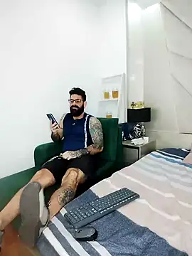 Snapshot of Harald_Smed chatting on 10-04-25, 01:20 Harald Smed online show from 10-04-25, 01:20