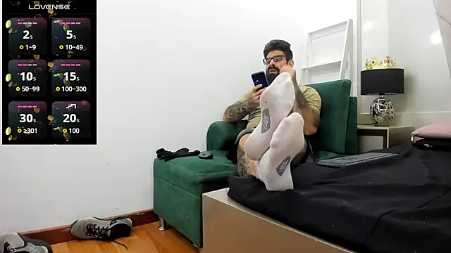 Snapshot of Harald_Smed chatting on 10-09-25, 01:53 Harald Smed online show from 10-09-25, 01:53