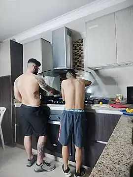 Snapshot of Harald_Smed chatting on 10-11-25, 01:27 Harald Smed online show from 10-11-25, 01:27