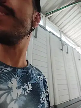 Snapshot of Harald_Smed chatting on 10-11-25, 01:31 Harald Smed online show from 10-11-25, 01:31