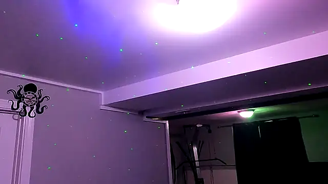 Mickelangello75 online show from 10-14-25, 01:12