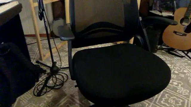 Snapshot of cumhang1001 chatting on 11-12-25, 11:58 cumhang1001 online show from 11-12-25, 11:58