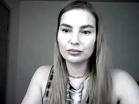Zeriellee online show from 05-13-26, 01:30