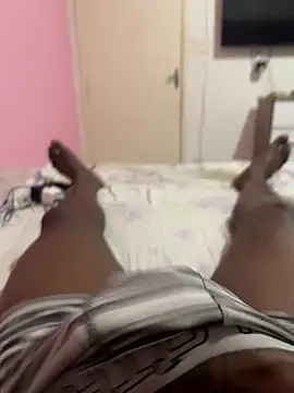 Snapshot of AzDio9 chatting on 09-16-25, 10:16 AzDio9 online show from 09-16-25, 10:16