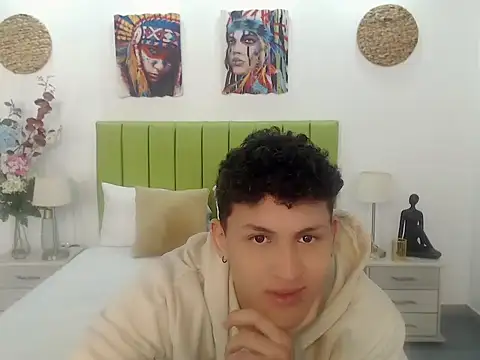 Axel savage online show from 09-15-25, 06:52