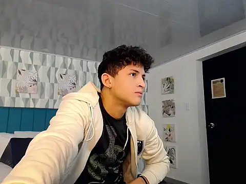 Axel savage online show from 10-04-25, 12:14