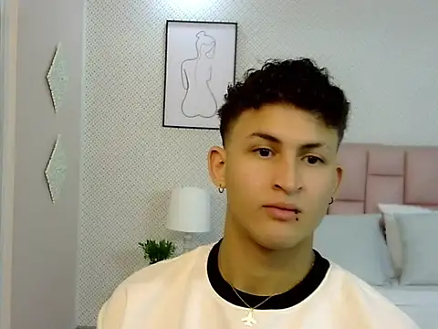 Axel savage online show from 10-06-25, 07:22