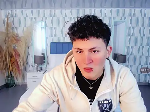 Axel savage online show from 10-22-25, 12:05