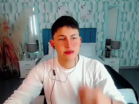 Axel savage online show from 11-13-25, 02:21