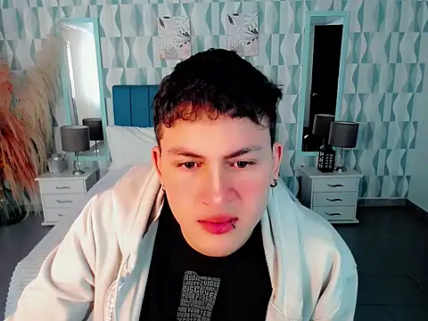 Axel savage online show from 11-28-25, 11:57