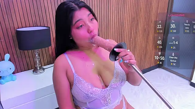 mysticlatina1 online show from 10-28-25, 11:47