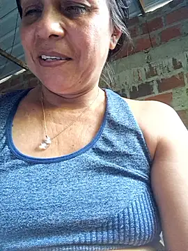 Snapshot of Lucerito-Hot chatting on 11-10-25, 12:37 Lucerito-Hot online show from 11-10-25, 12:37