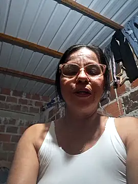 Snapshot of Lucerito-Hot chatting on 12-02-25, 02:28 Lucerito-Hot online show from 12-02-25, 02:28