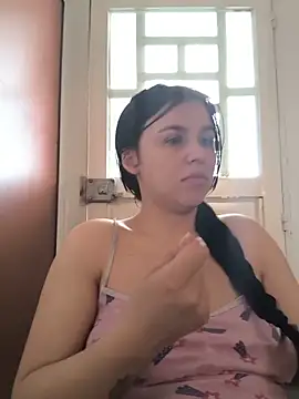 Snapshot of Daniela-rosee chatting on 05-16-26, 03:00 Daniela-rosee online show from 05-16-26, 03:00